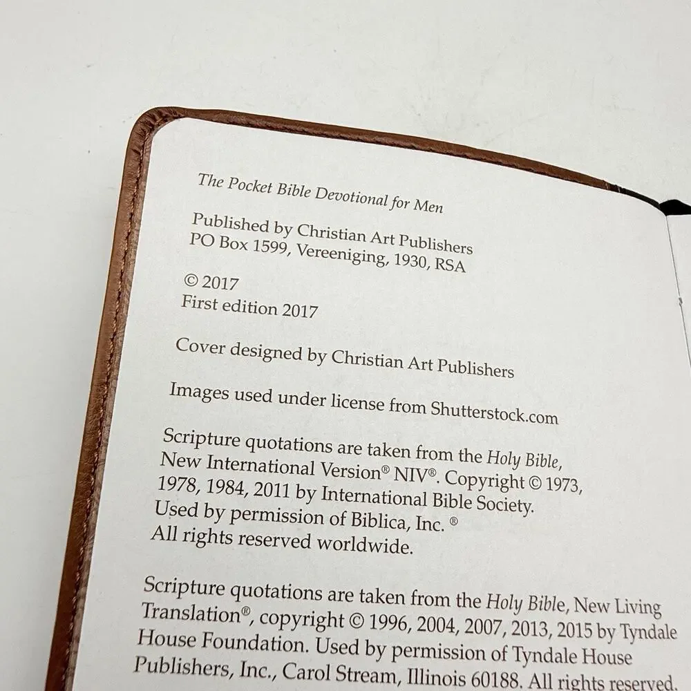 Pocket Bible Devotional for Men Imitation Leather First edition 2017